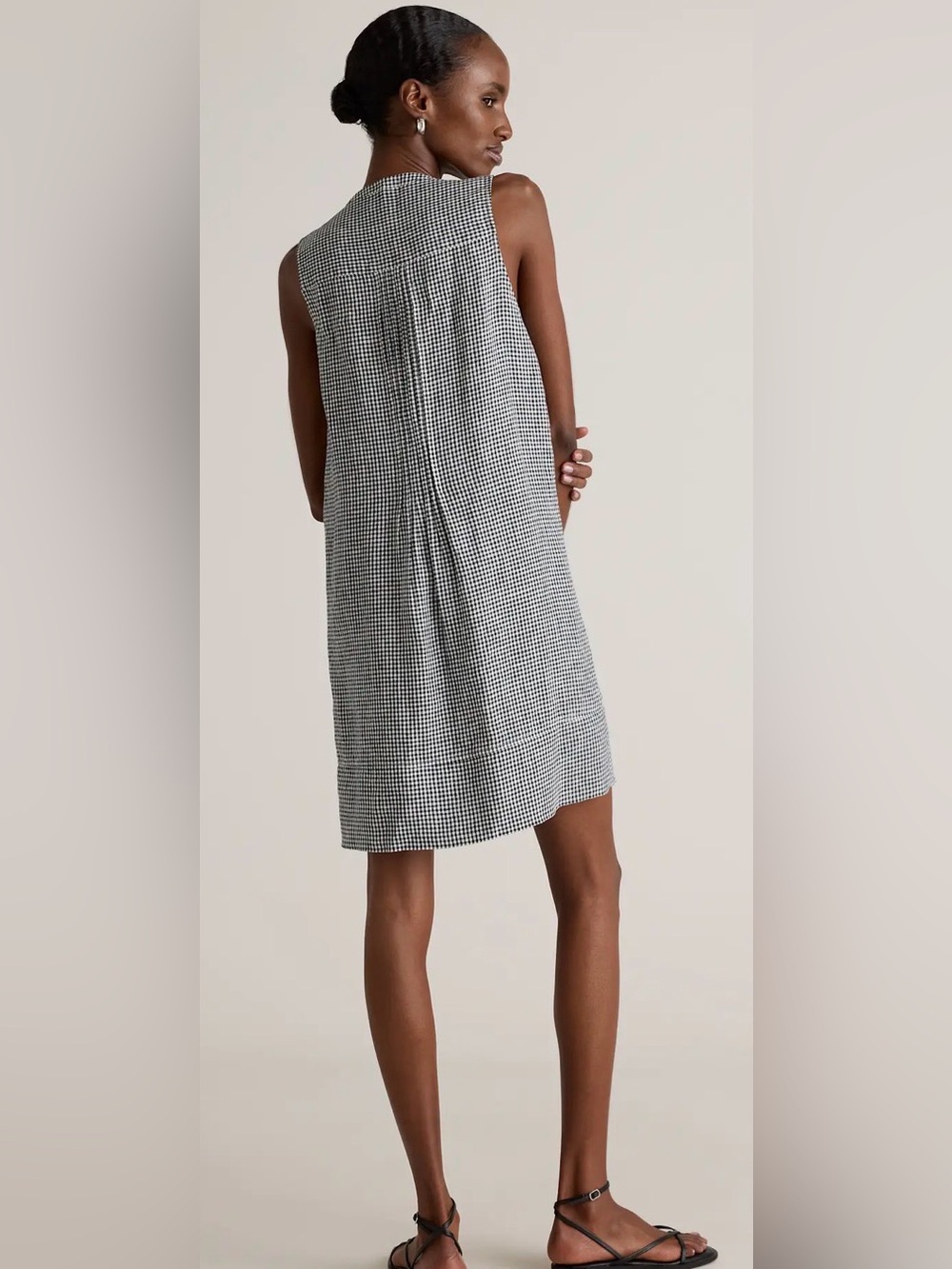 NWT Quince 100% European Linen Sleeveless Swing Dress Gingham Size L - Picture 2 of 13